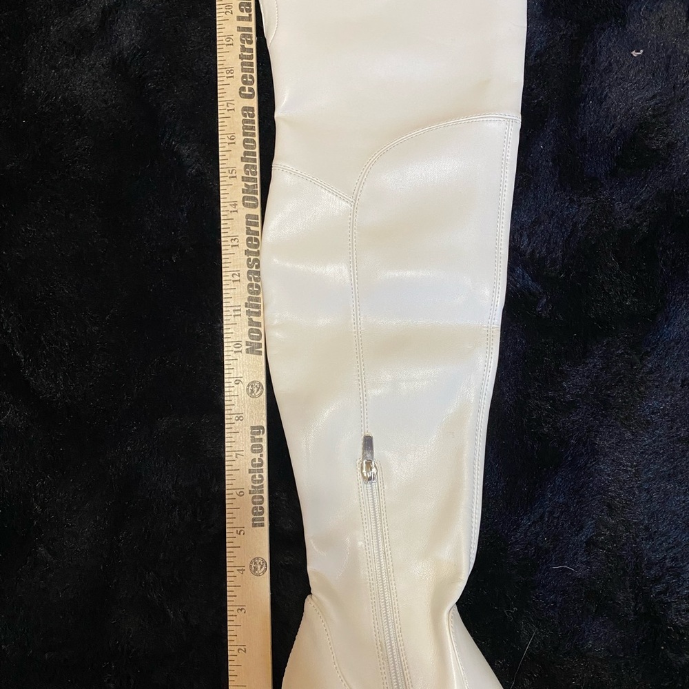 Marc Fisher Meyana Slouch Heeled Over the Knee Boots, Ivory, Size 9, EUC, - Picture 8 of 10